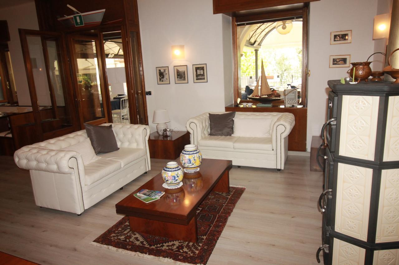 Hotel Ristorante Sensole Sulzano Dış mekan fotoğraf